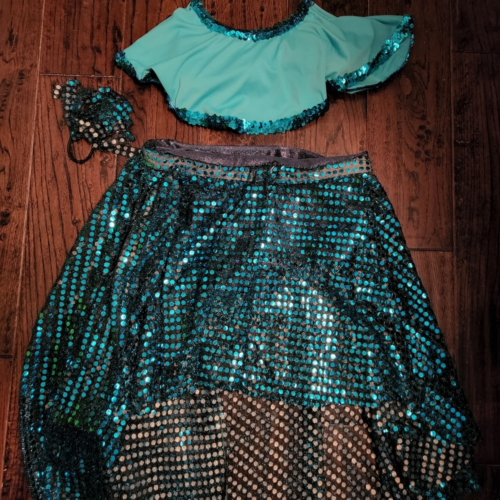 Girls dance costume